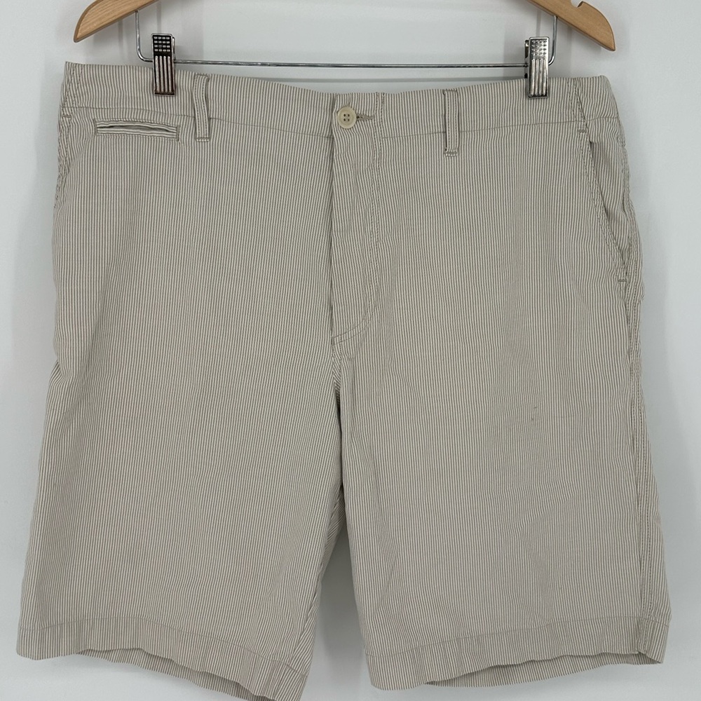 Lacoste Flat Front Striped Shorts Tan/White Men's Sz 36 Bermuda N1